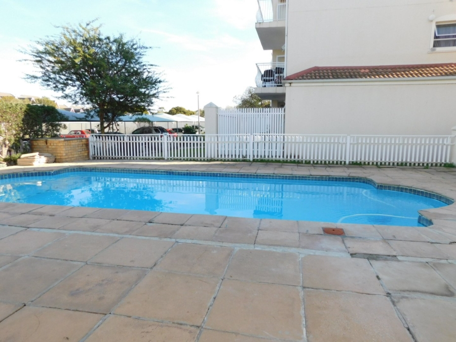 3 Bedroom Property for Sale in Whispering Pines Western Cape